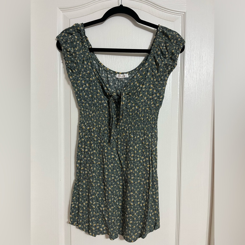 Green dress with tiny flowers